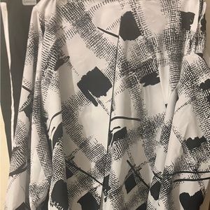 Metaphor black and white 2 piece set office or dinner 120 asking 25